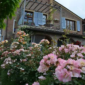 https://casa-vacanze-magnolia-terricciola.it-tuscanyhotel.com