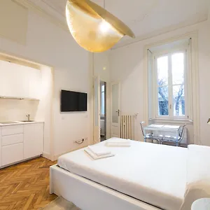 https://milan-castle-bright-studio.it-lombardy.com