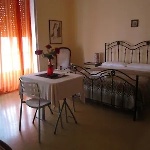 https://da-mary-guest-house.palermohotels.org