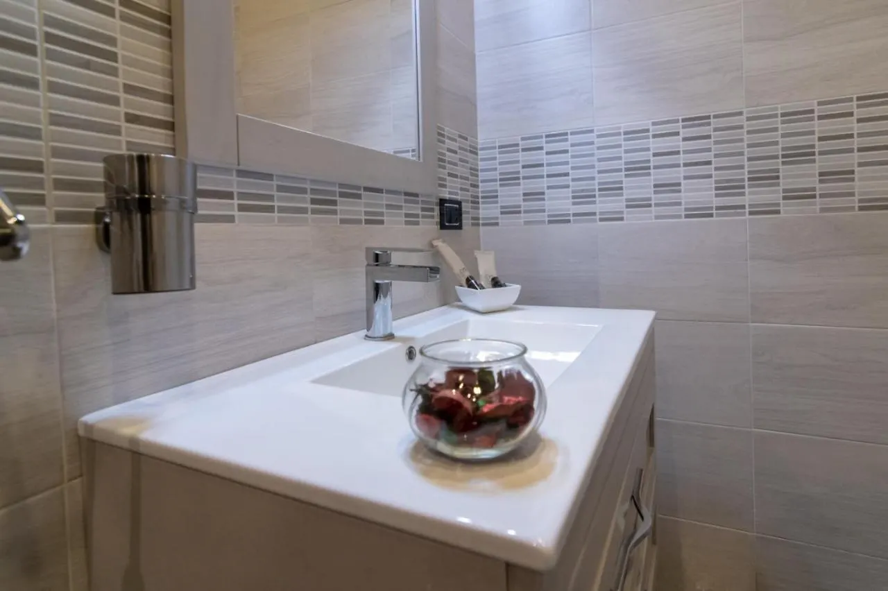 Domus Vesuvio Bed & Breakfast Naples